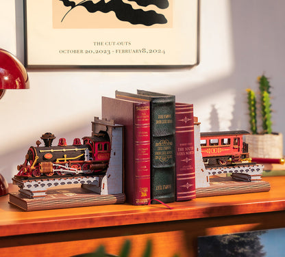 Visionbuild: Century Train Book Shelf